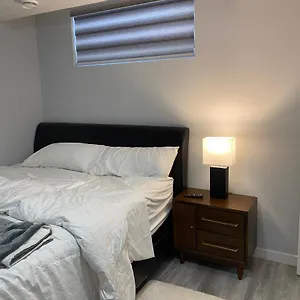 A Very Nice Basement Ensuite. Apartment