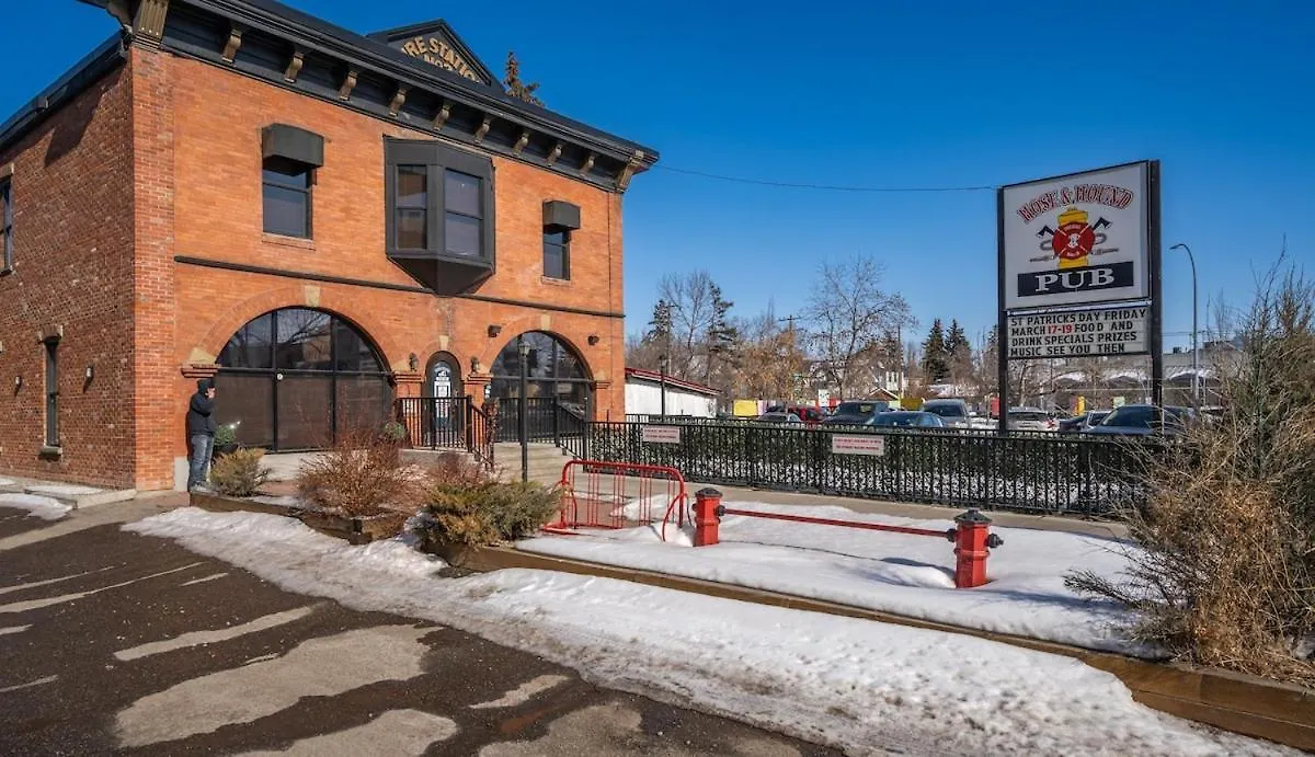 Modern 3 Bedroom Suite Near Downtown & Stampede Grounds YYC 아파트