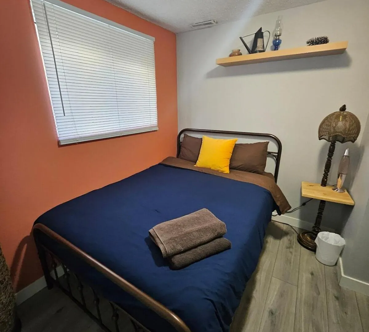 Apartment Modern 3 Bedroom Suite Near Downtown & Stampede Grounds Calgary Canada